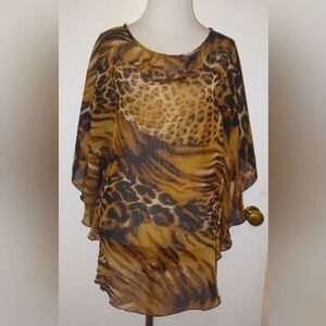 Womens top cheetah print size Medium butterfly wings